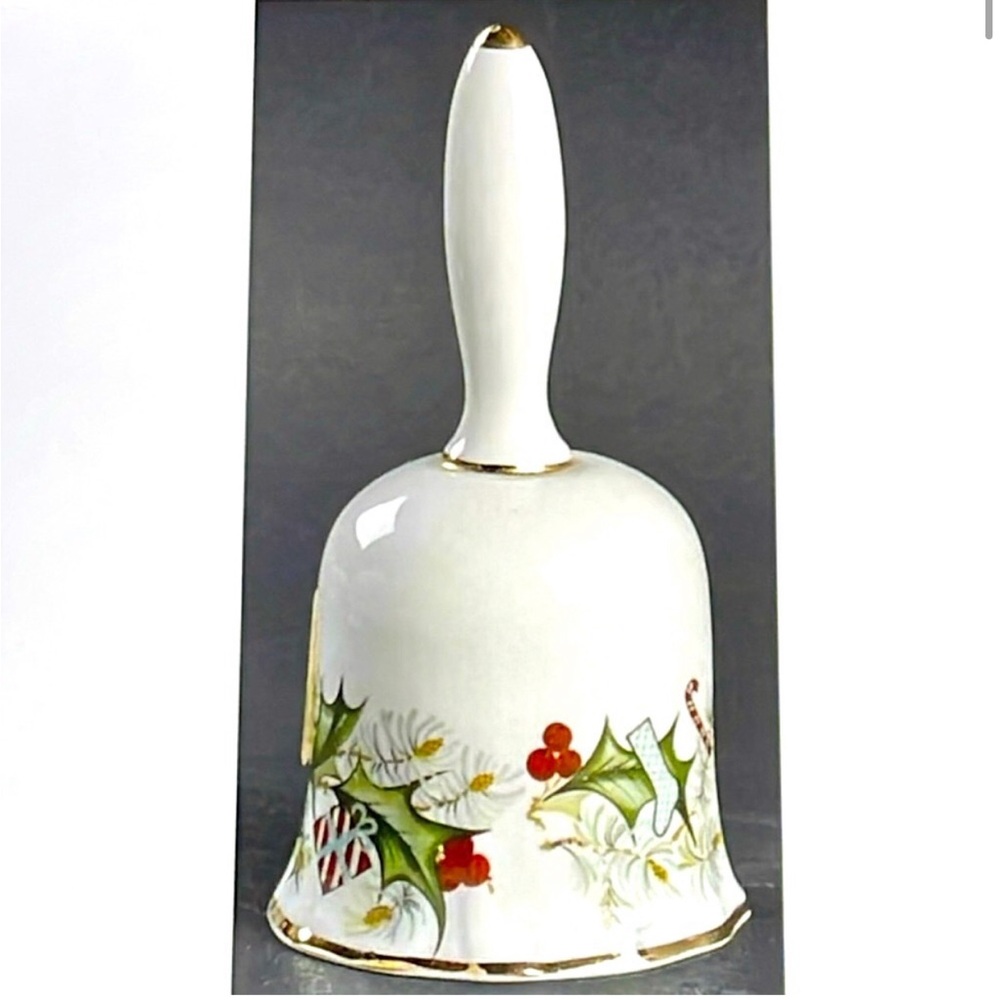 Hammersley Bone China Christmas Bell